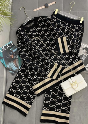 Костюм #23324074