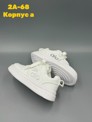 Кроссовки #23324555