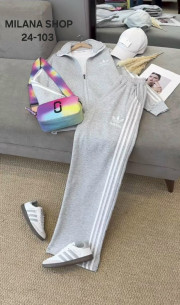 Спортивный костюм