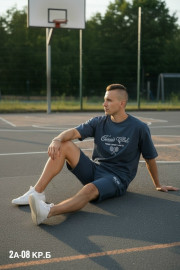 Спортивный костюм