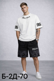 Спортивный костюм