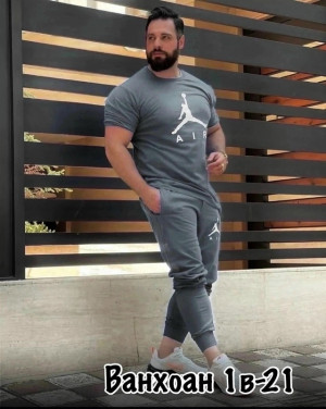 Спортивный костюм #23349584