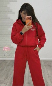 Костюм