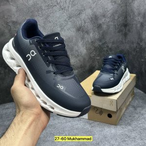 Кроссовки #23509476