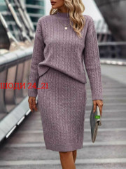 Свитер