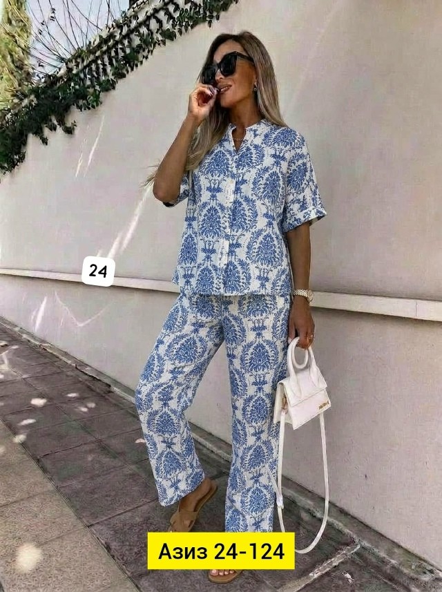 Костюм