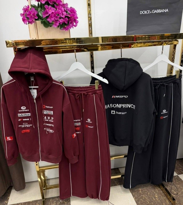 Спортивный костюм