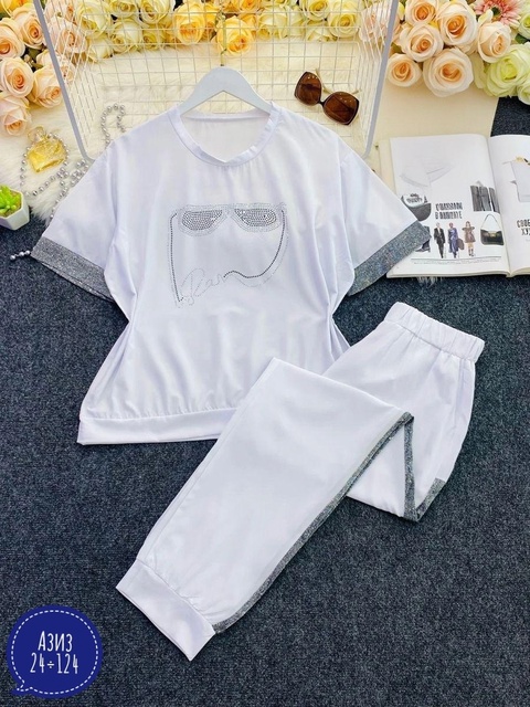 Спортивный костюм 22903169