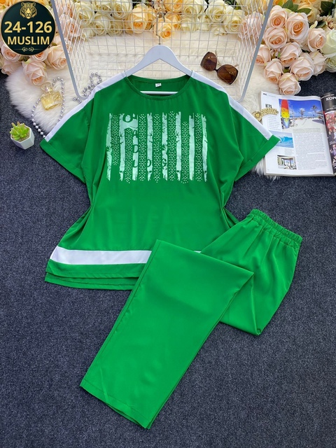 Спортивный костюм 22903555