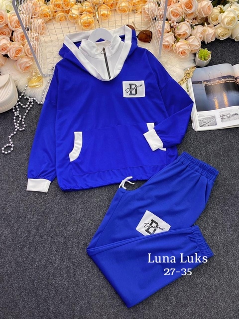 Спортивный костюм 22903551