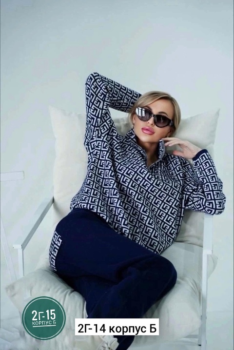 Спортивный костюм 22919831