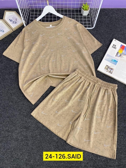 Спортивный костюм 22925338