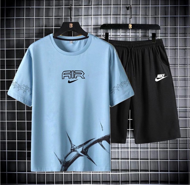 Спортивный костюм 22927489