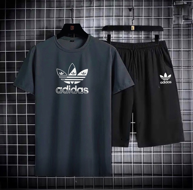 Спортивный костюм 22930863