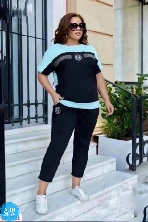 Спортивный костюм 22932646