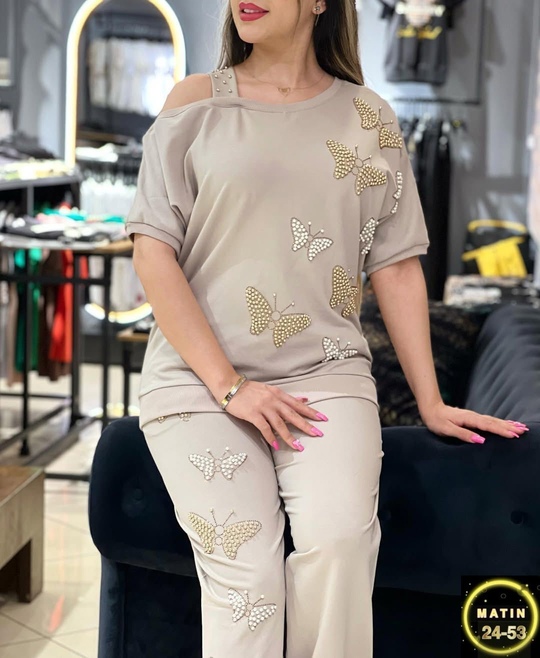 Костюм 22935445