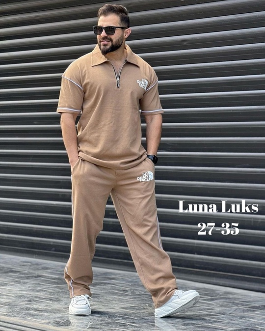 Спортивный костюм 22937974