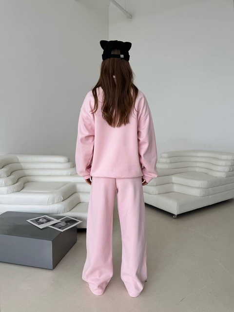 Спортивный костюм 22937780