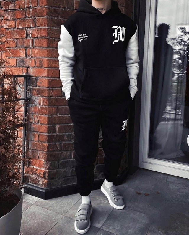 Спортивный костюм 22939667