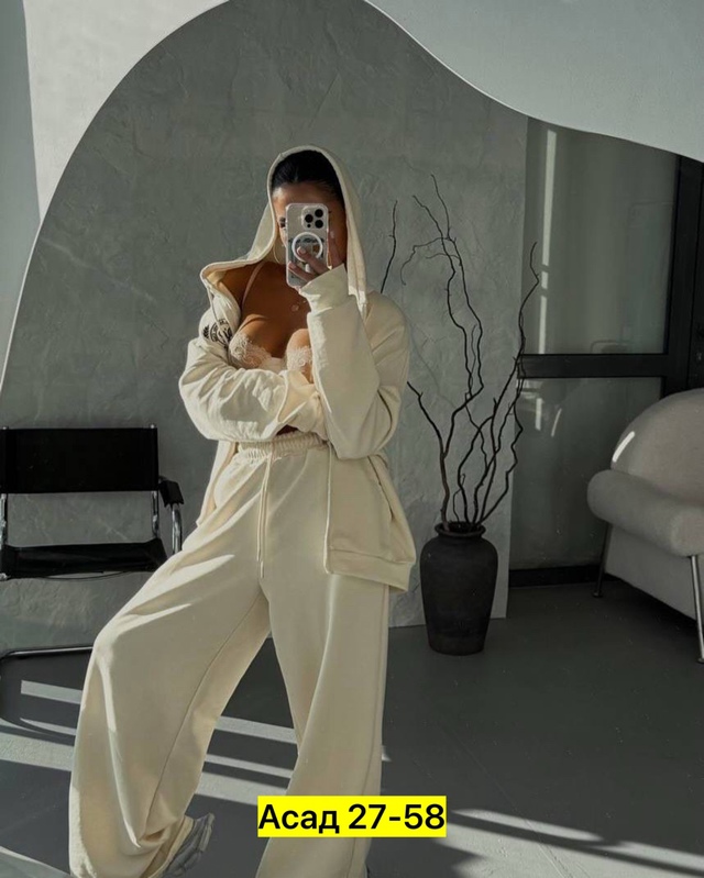 Спортивный костюм 22941991