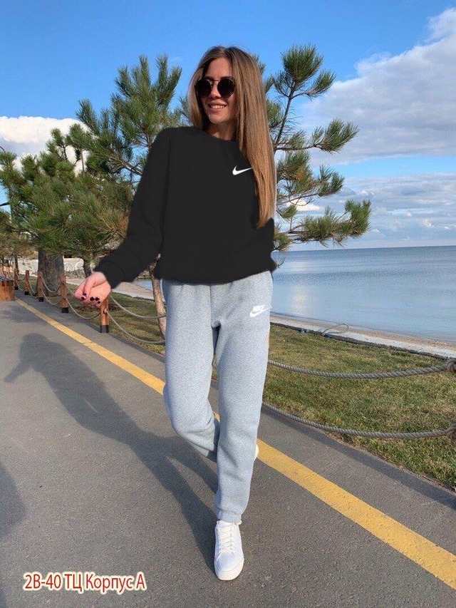 Спортивный костюм 22942302