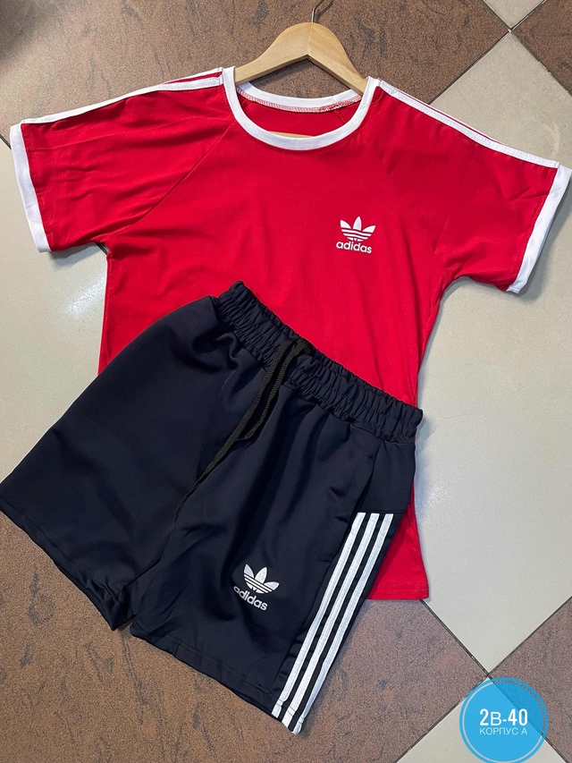 Спортивный костюм 22947767