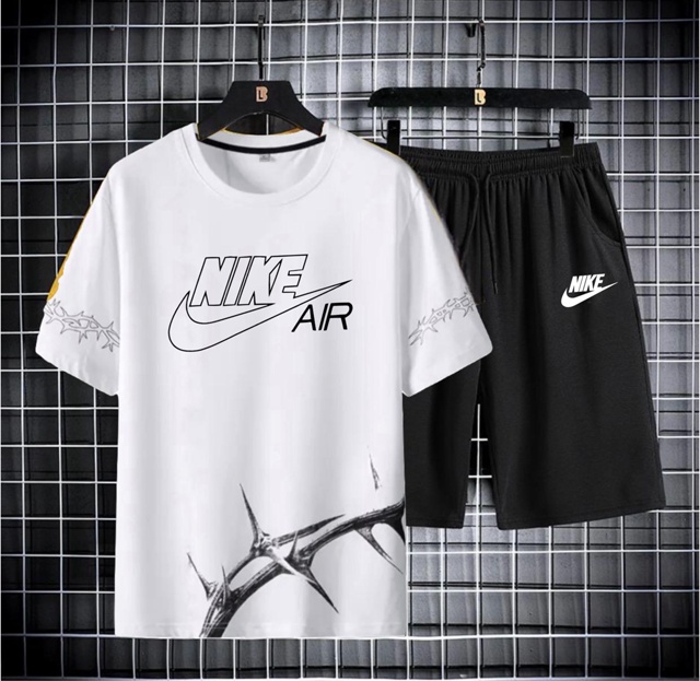 Спортивный костюм 22947082