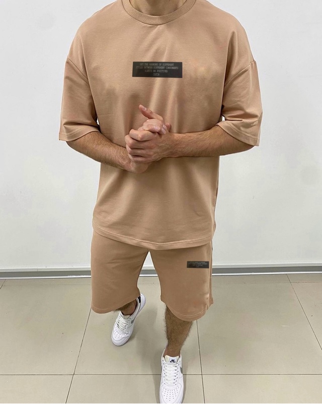 Спортивный костюм 22946521