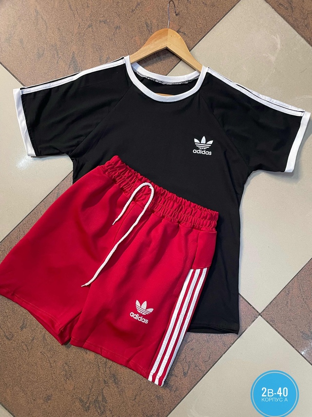 Спортивный костюм 22947767