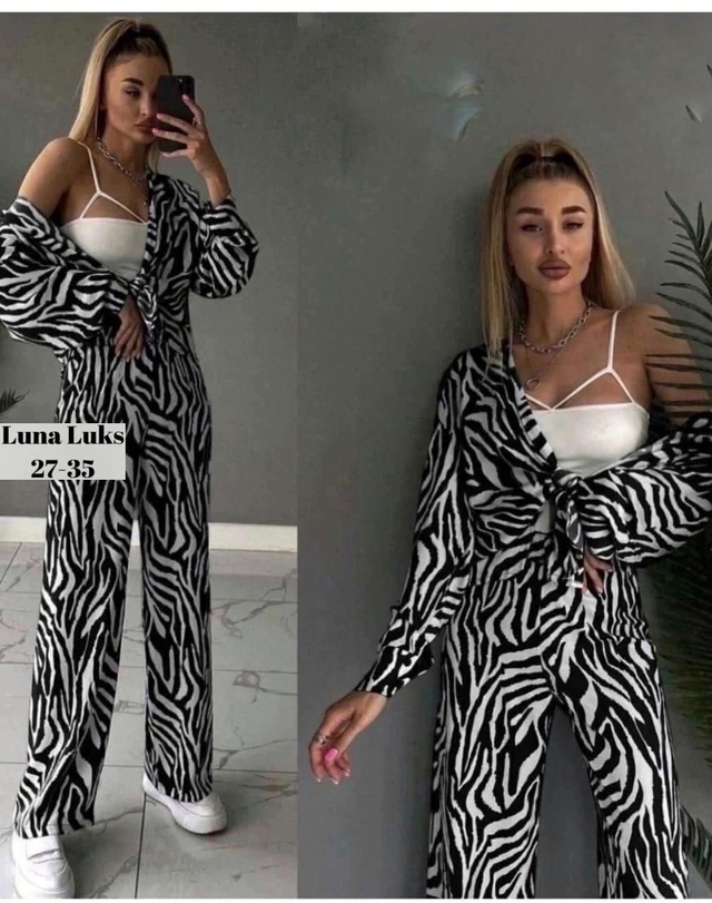 Костюм 22946835