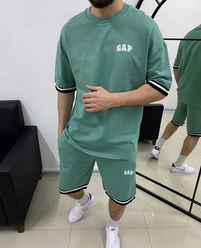 Спортивный костюм 22947144