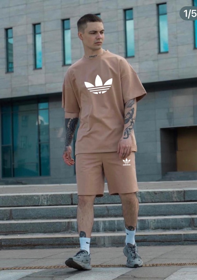 Спортивный костюм 22948899