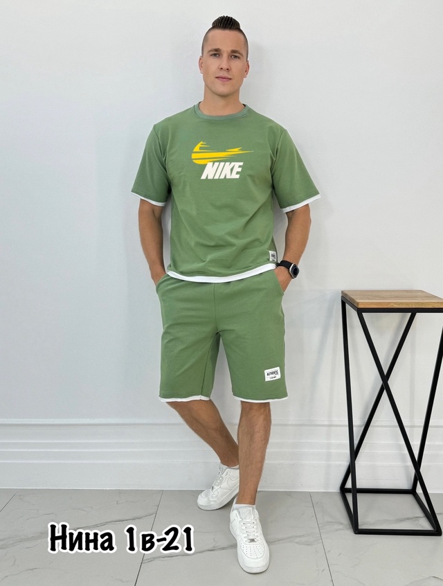 Спортивный костюм 22950264