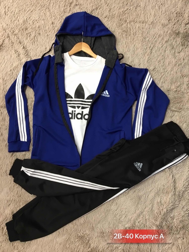 Спортивный костюм 22948431