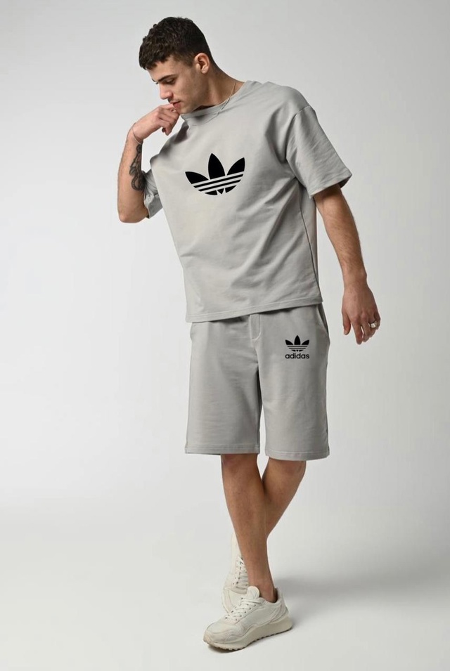 Спортивный костюм 22948899