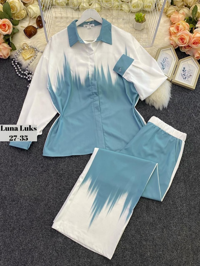 Костюм 22950946