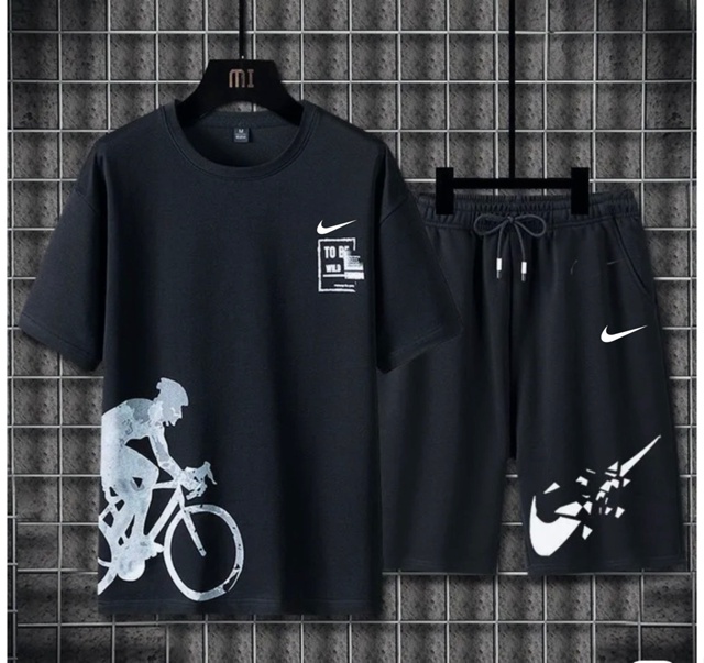 Спортивный костюм 22953151