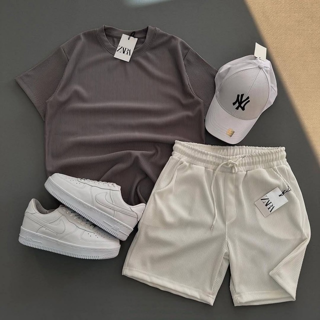 Спортивный костюм 22953510