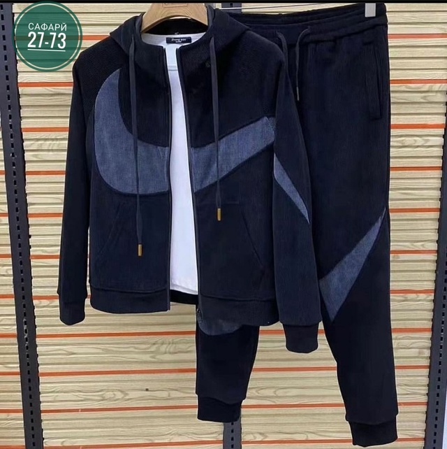 Спортивный костюм 22953706