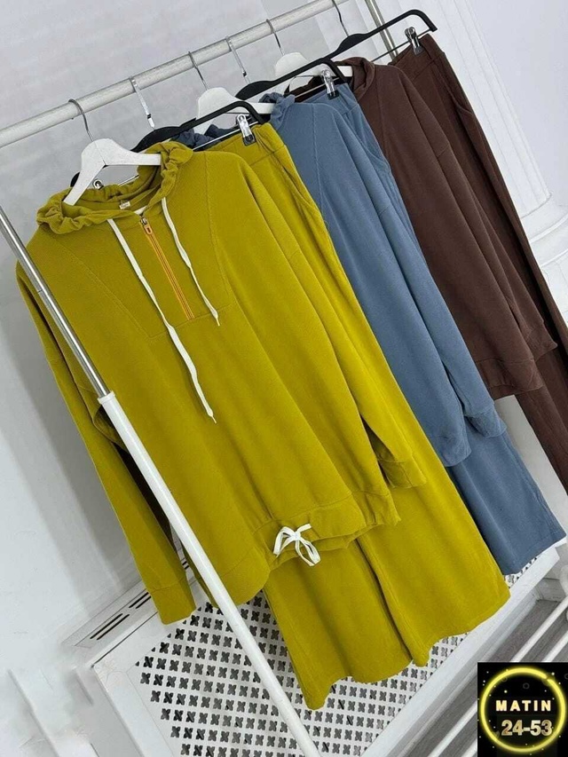 Спортивный костюм 22954007