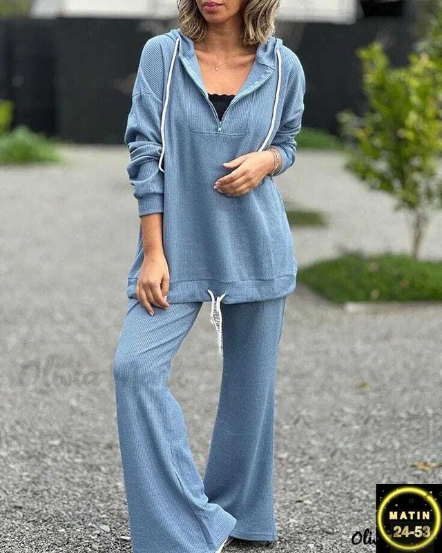 Спортивный костюм 22954007