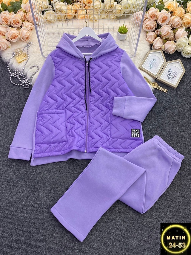 Спортивный костюм 22955324