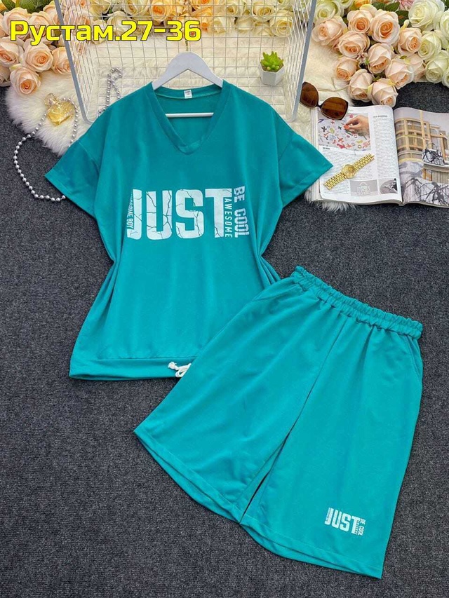 Спортивный костюм 22957699