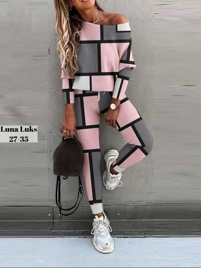 Спортивный костюм 22964521