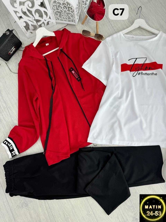 Спортивный костюм 22965813