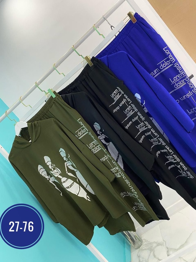 Спортивный костюм 22970560