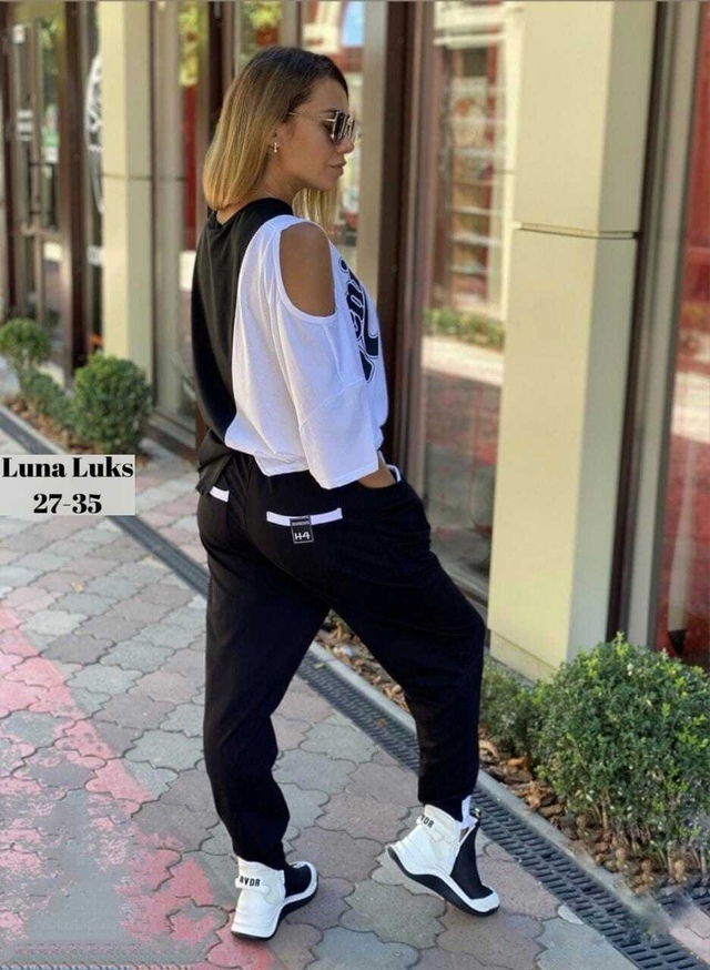 Костюм 22970230