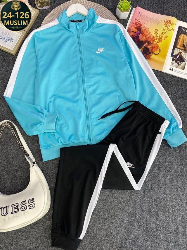 Костюм 22972961