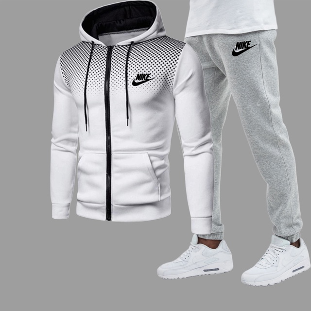 Спортивный костюм 22973167