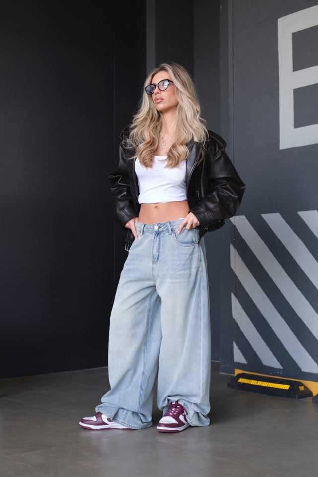 Джинсы 22972890